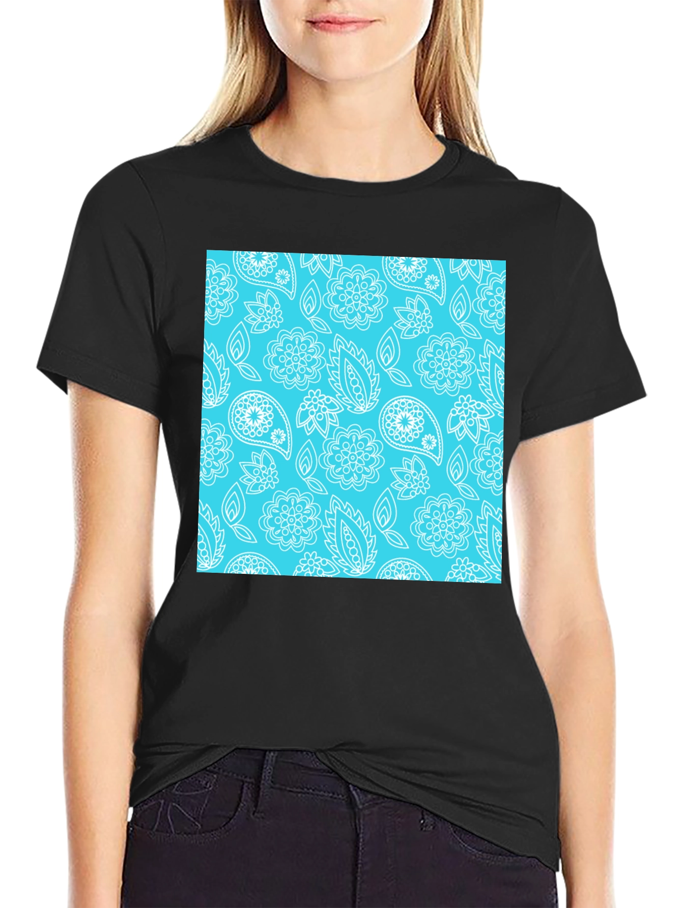 Trendy Paisley Pattern T-Shirt - Stylish Black Tee