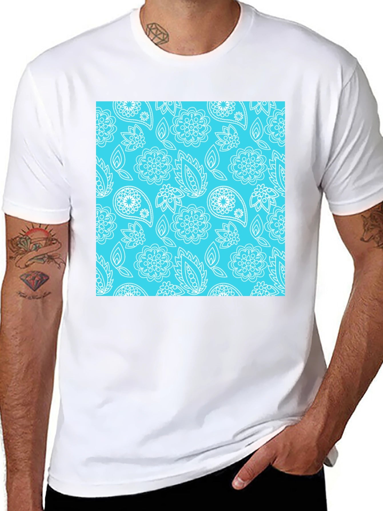 Trendy Paisley Pattern T-Shirt - Stylish Black Tee