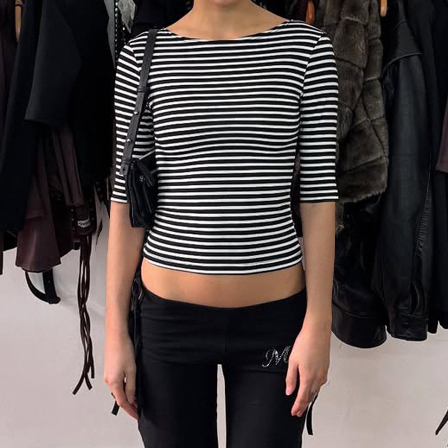 Round neck comfortable striped women's long sleeved shirt
