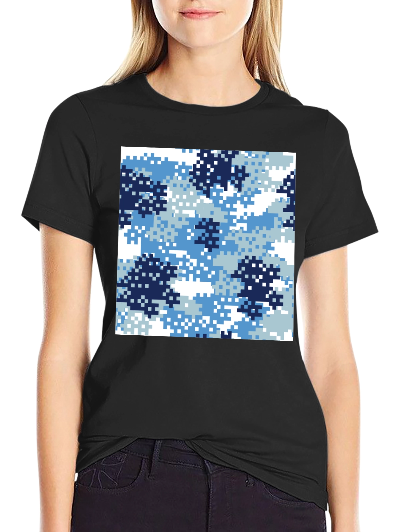 Pixel Camo Black T-Shirt - Modern Digital Design
