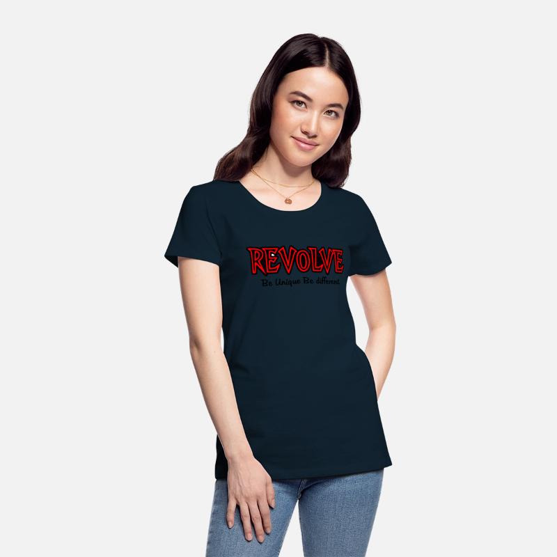 HOT RED REVOLVE