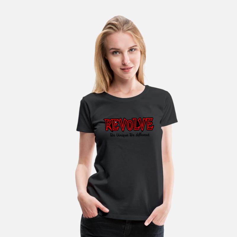 HOT RED REVOLVE
