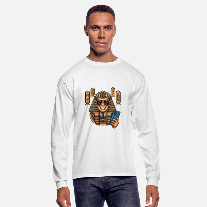 Modern Pharaoh: Selfie from Eternity
